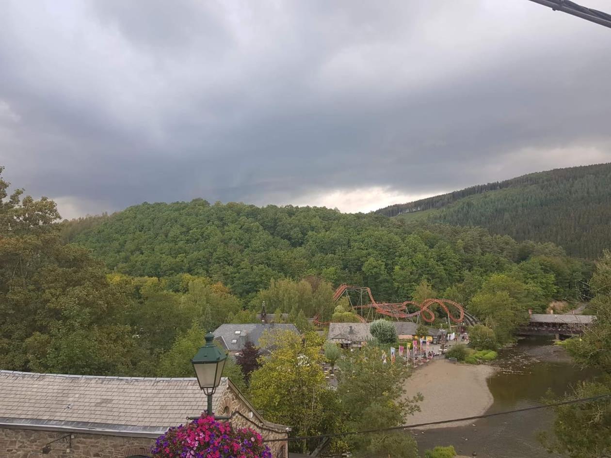 Au Sommet De La Cascade Hotell Stavelot Eksteriør bilde